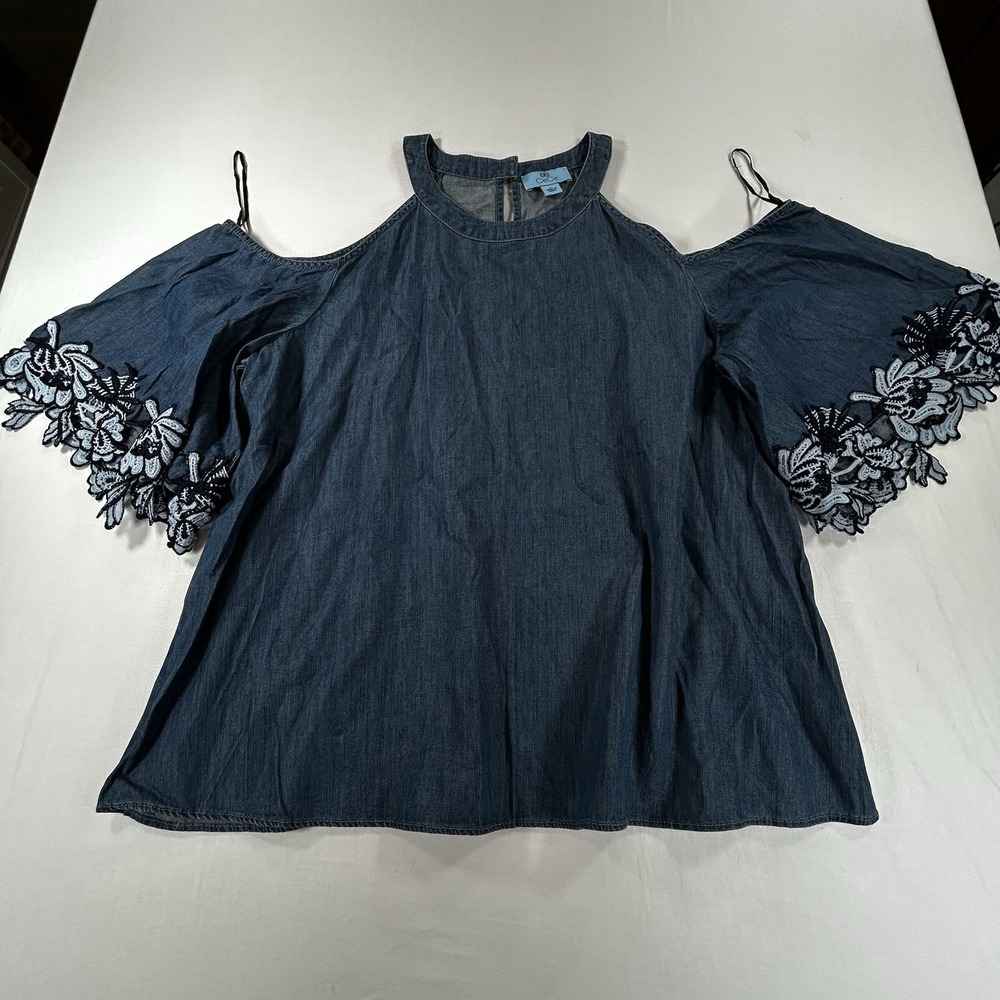 CeCe Denim off-the-shoulder Top With Intricate Embellishments Floral Lace Size L